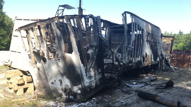 Des équipements de Squatex incendiés à Sainte-Jeanne-d’Arc