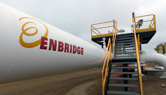 Dans les tranchées: Sabotage d'un oléoduc de Enbridge à Hamilton