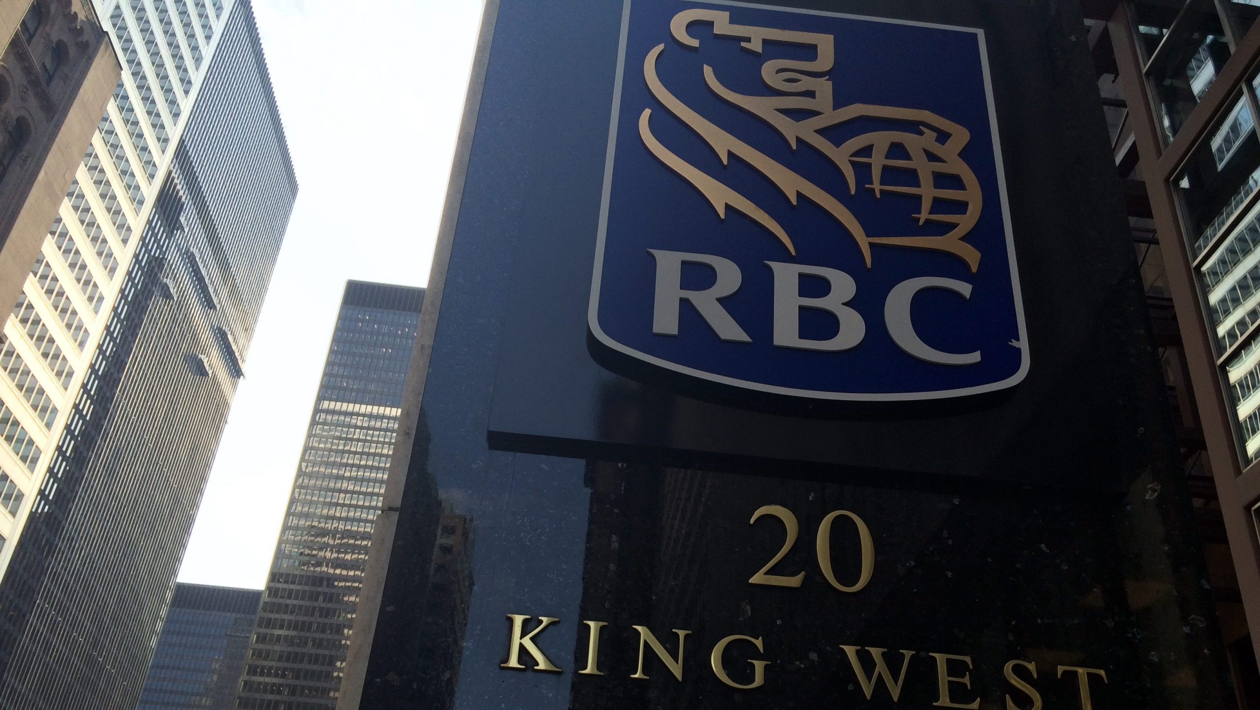 Toronto : Attaque d'une banque lors du 1er mai