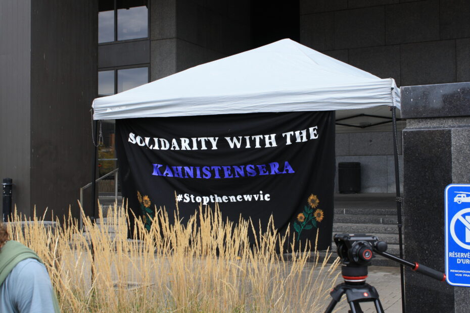 Compte rendu de la lutte en solidarité avec les kahnistensera contre le projet New Vic de McGill