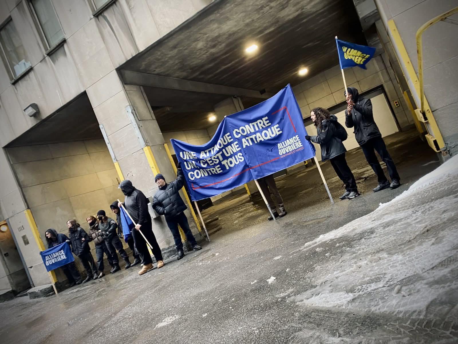 Perturbation d'un discours de l'ambassadeur américain au Club Saint-James